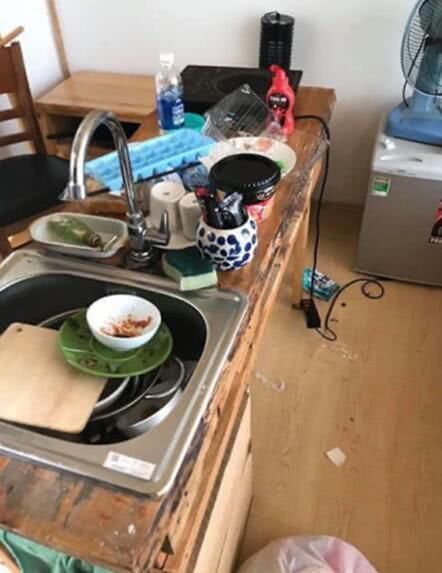 房主|6名女孩租下一间公寓住了4天，离开后房主检查房间时却傻了眼