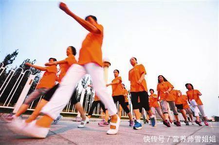  老人|62岁老人，突发脑出血，全身瘫痪，医生痛斥一把年纪，不知节制