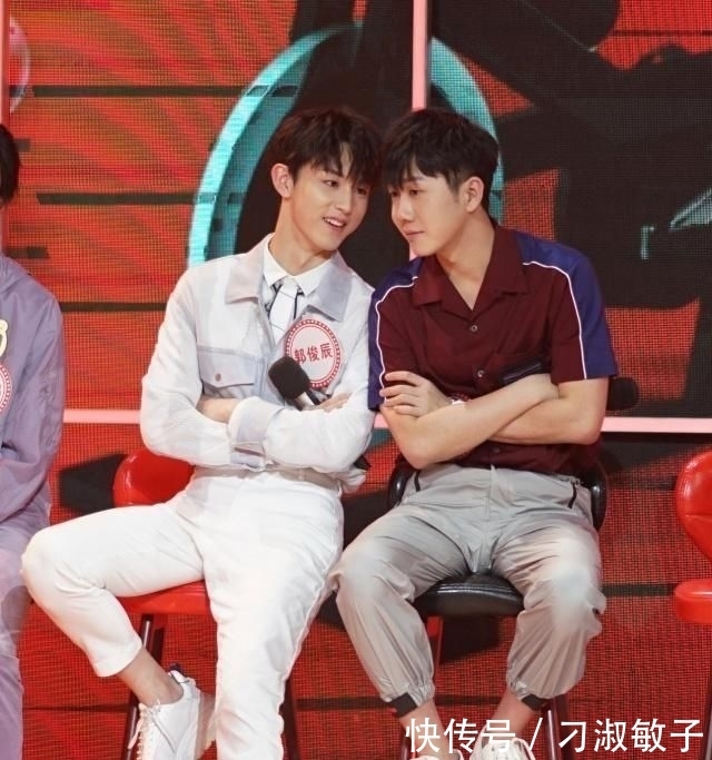 综艺节目|姜冠南《天天向上》综艺节目小江的第一个节目总是让你旋转和跳跃