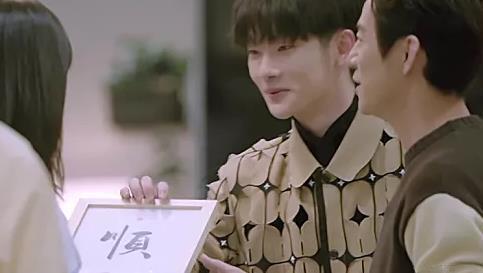 真好|继何洛洛改名后,周震南也开始改名了,看到他的新名字改的真好