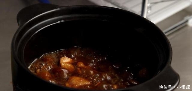 入味|黄焖鸡最简单的家常做法,秘方配料告诉你,鸡肉软烂好吃又入味