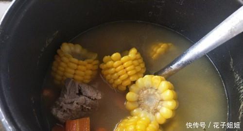 大厨|大厨教你正宗粤语“玉米排骨汤”家庭实践,营养丰富健康