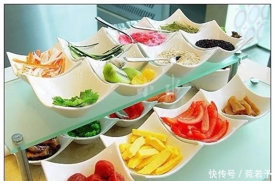 海底|吃海底捞时,有4种食物可以打包带走,不拿服务员笑你“傻”