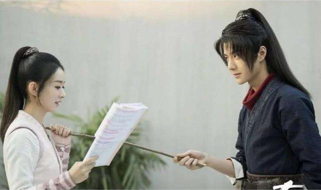  拍摄|《有翡》拍摄完成，赵丽颖王一博罕见剧照爆出，两人互怼被笑翻了