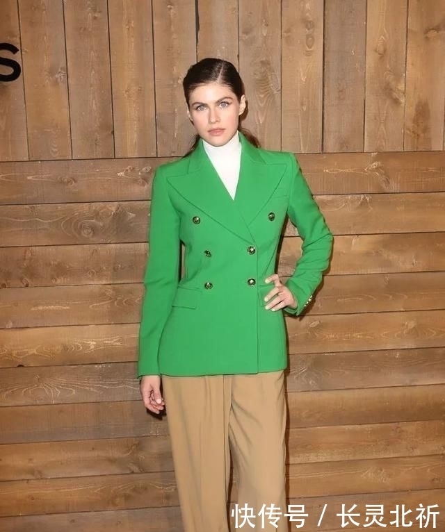 女孩|T型台 | 水果女孩朴秀荣穿上它,好一个明媚灿烂的plmm