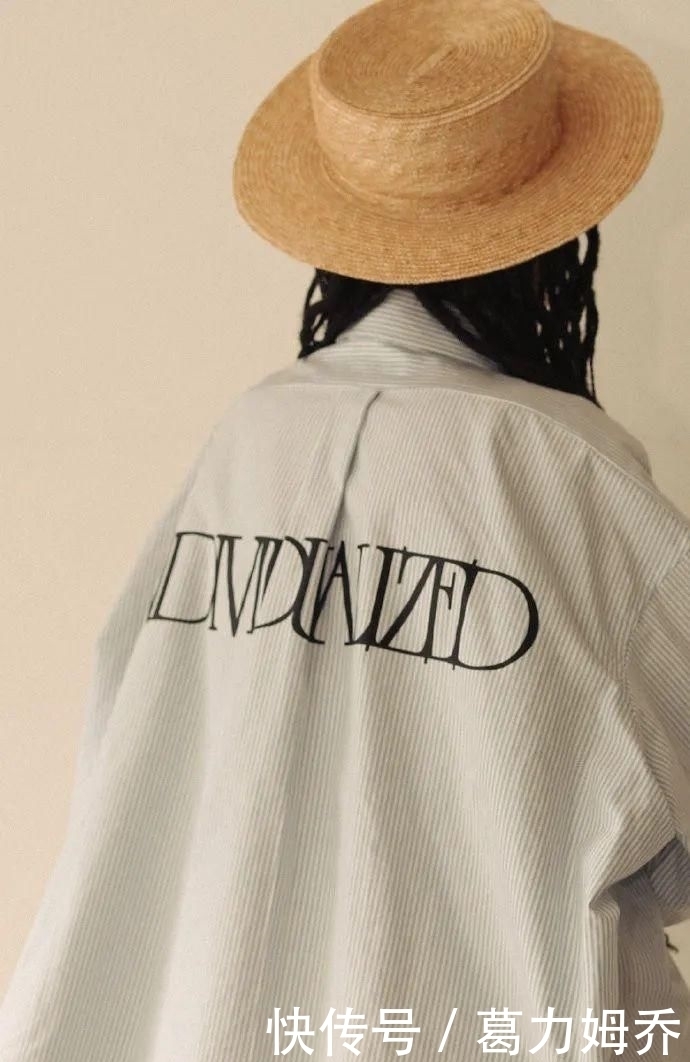 衣服|不会拍照的设计师不是一个好模特