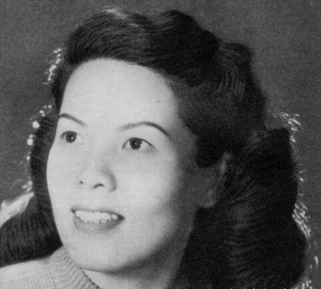 妈妈|病重无一人照顾,舒绣文临终一刻仍惦记养子:怎么还不来看妈妈啊